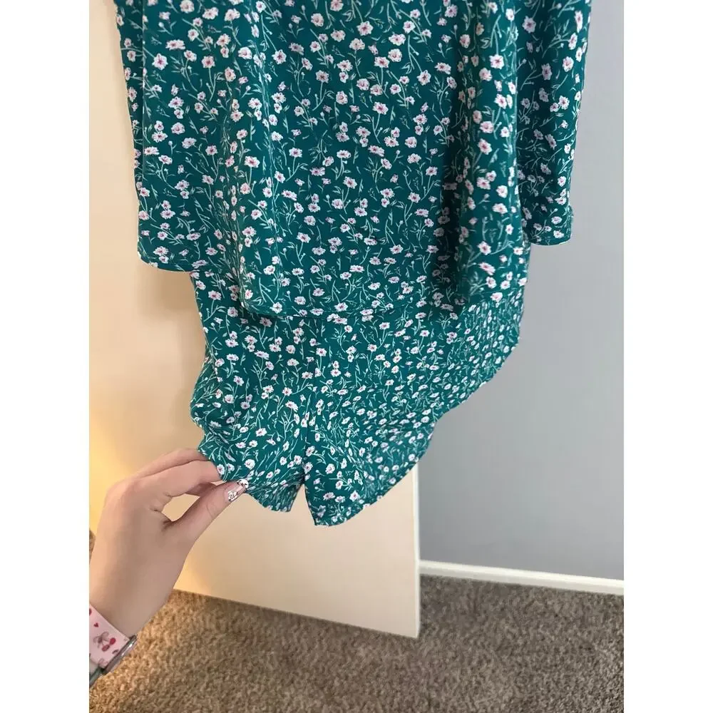 Romper - Picture 2 of 4